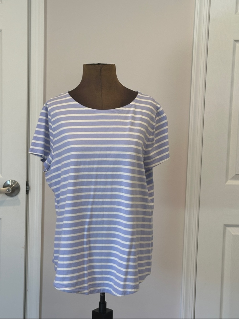 Boden Striped Short-Sleeve Tee in Light Lavender and White Size 16